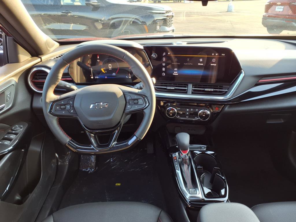 New 2025 Chevrolet Trax RS w/ Sunroof Package FWD image 15