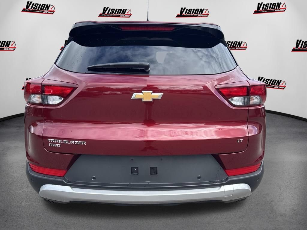 Used 2025 Chevrolet TrailBlazer LT w/ Convenience Package AWD/4WD image 6