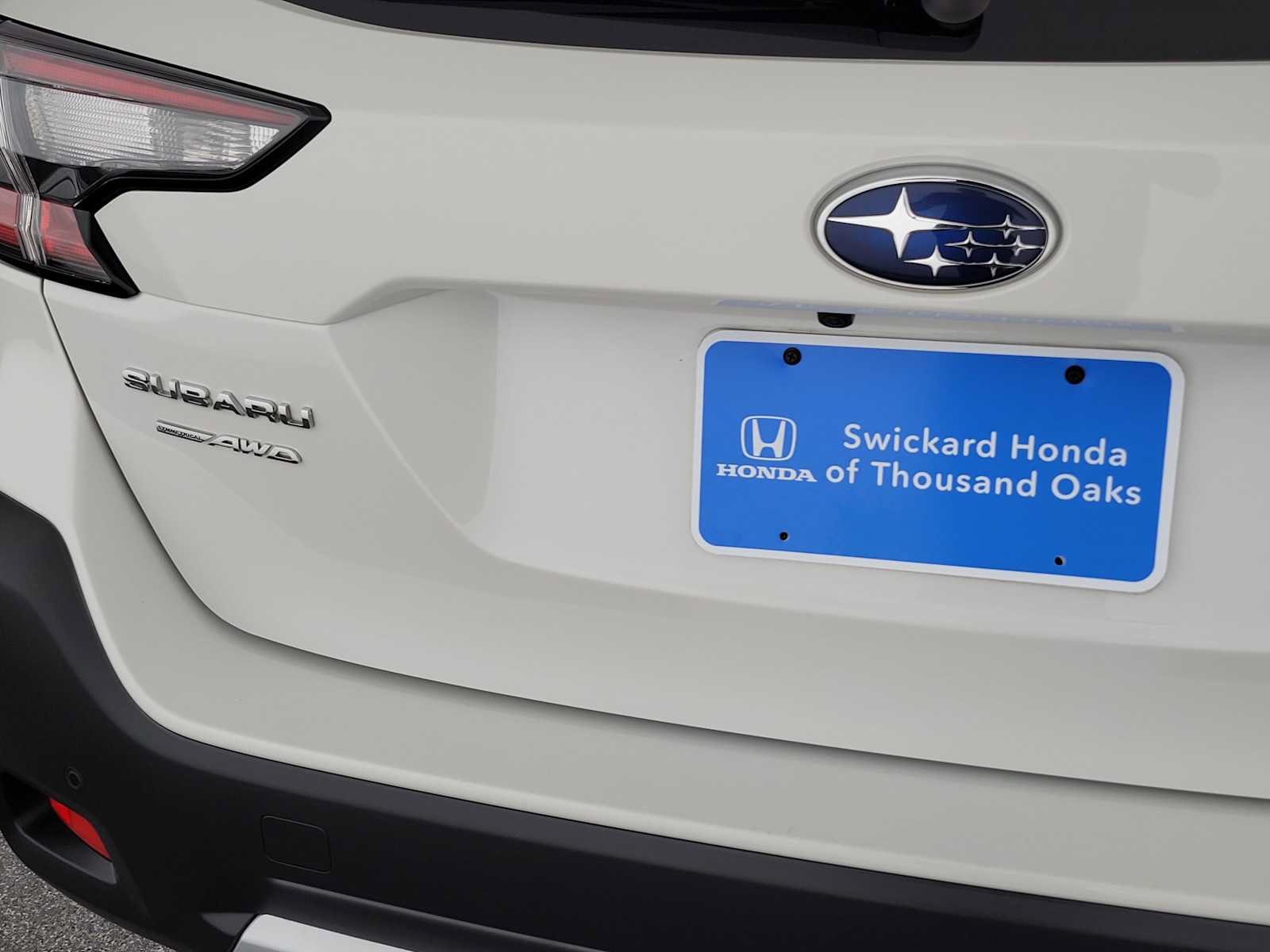 Used 2023 Subaru Outback Limited AWD/4WD image 13