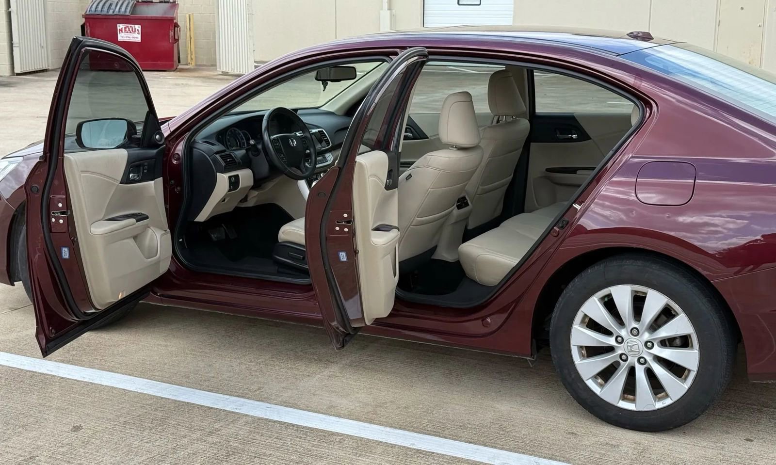 Used 2015 Honda Accord EX-L image 11