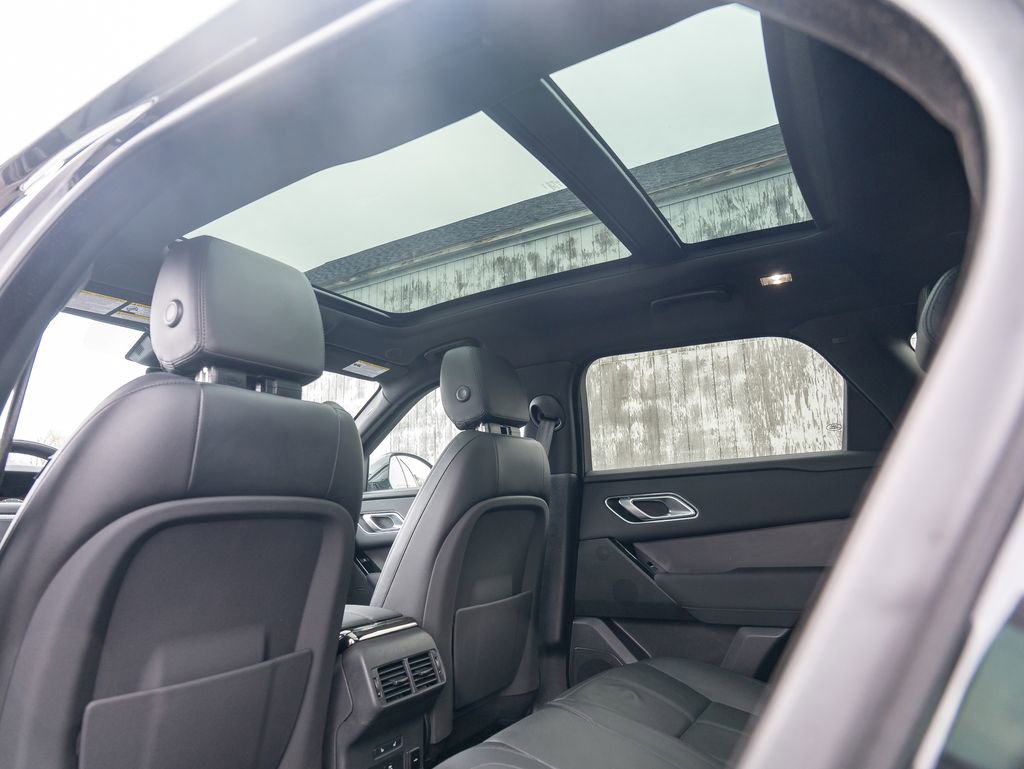 Used 2024 Land Rover Range Rover Velar Dynamic SE image 34