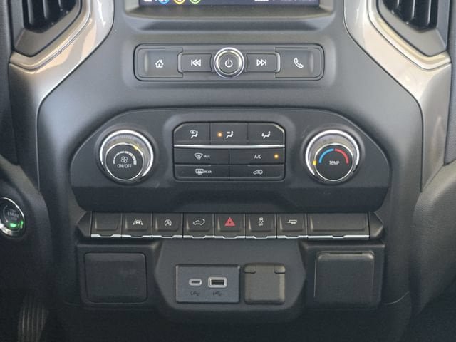 New 2026 Chevrolet Silverado 1500 Custom w/ LPO, Dark Essentials Package RWD image 17
