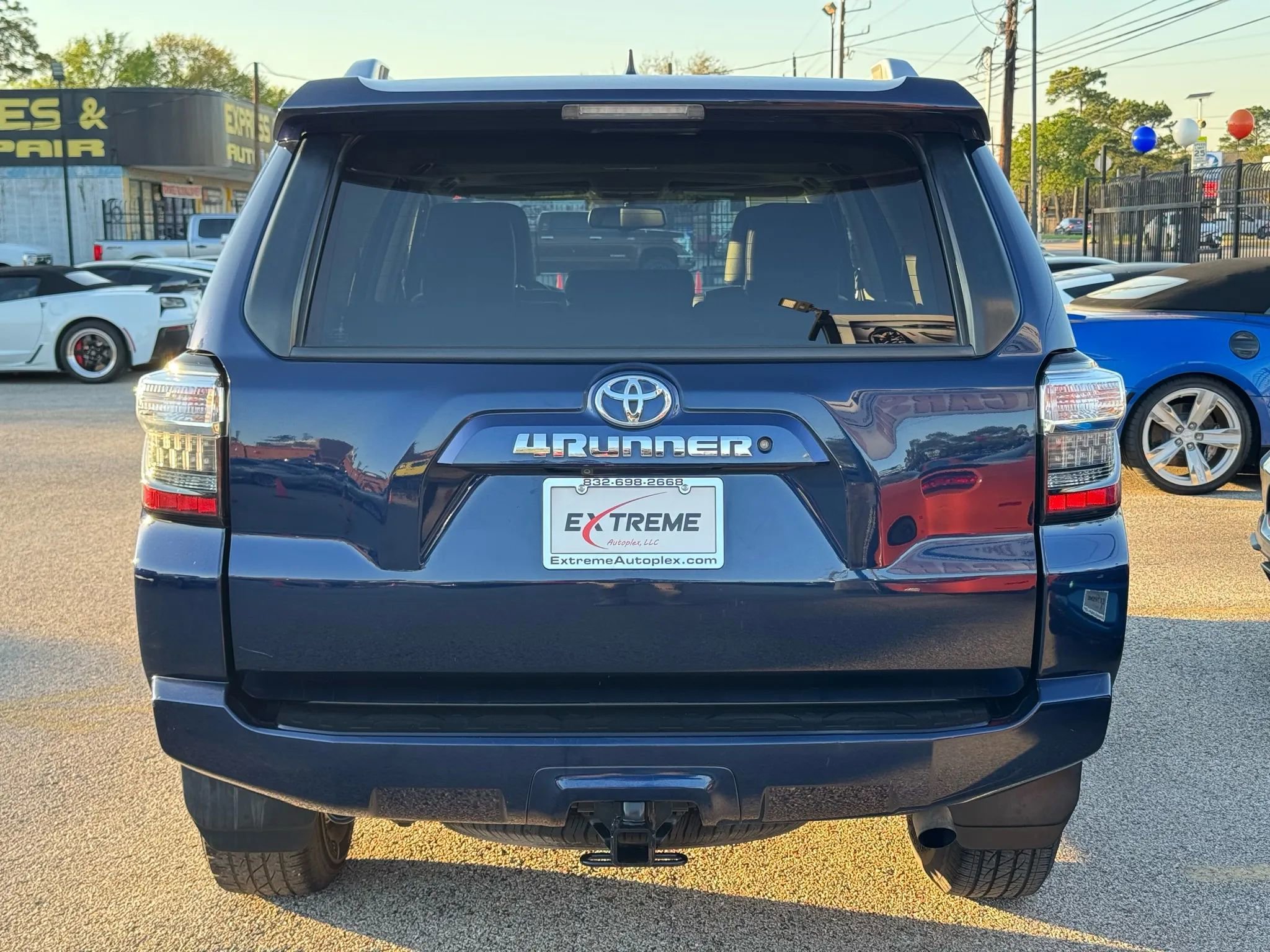 Used 2016 Toyota 4Runner SR5 Premium image 3