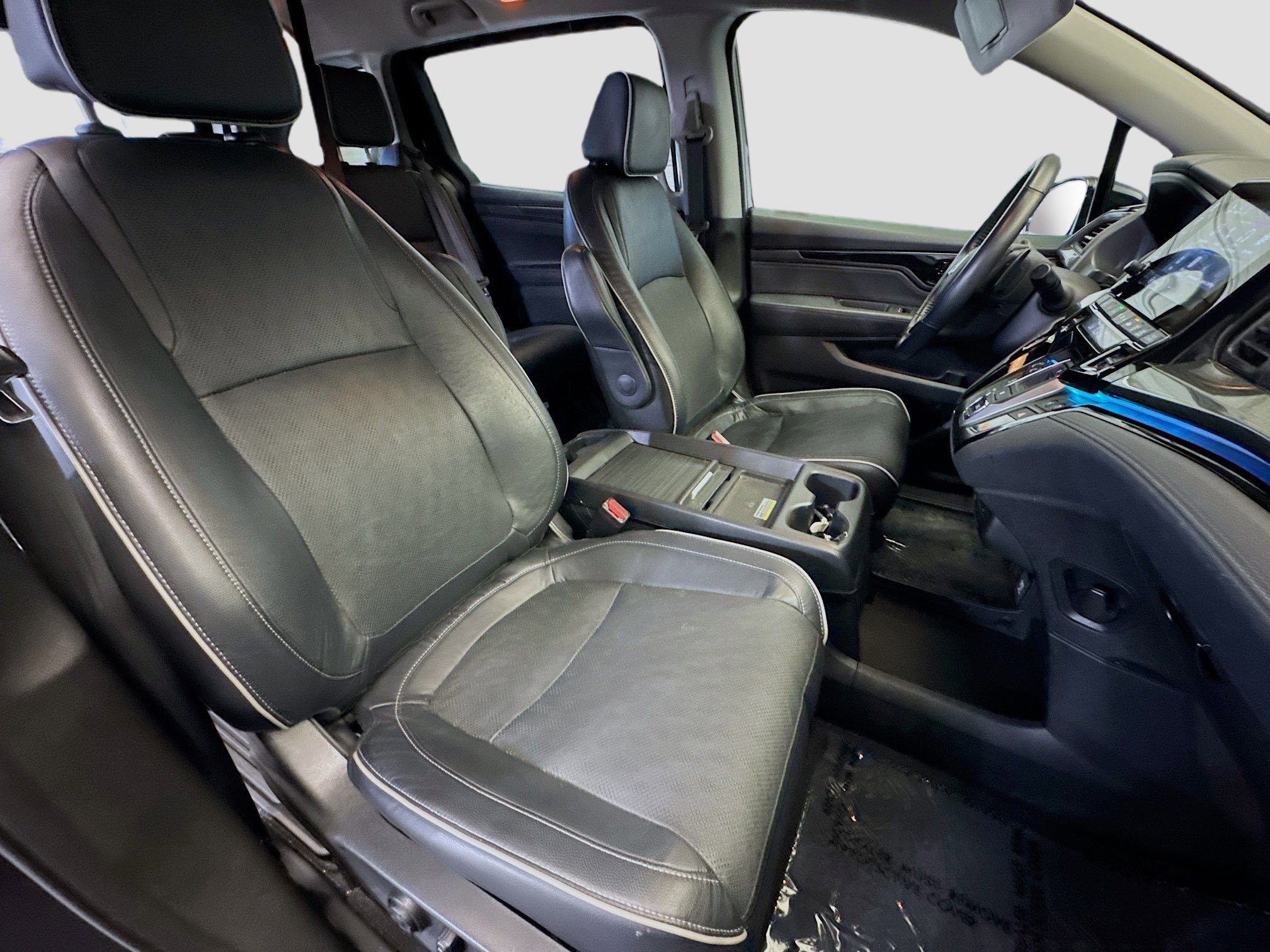 Used 2022 Honda Odyssey Elite image 15