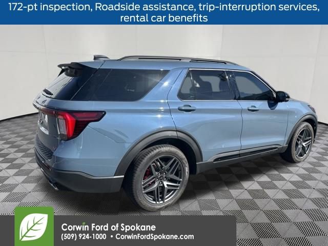Used 2025 Ford Explorer ST image 4