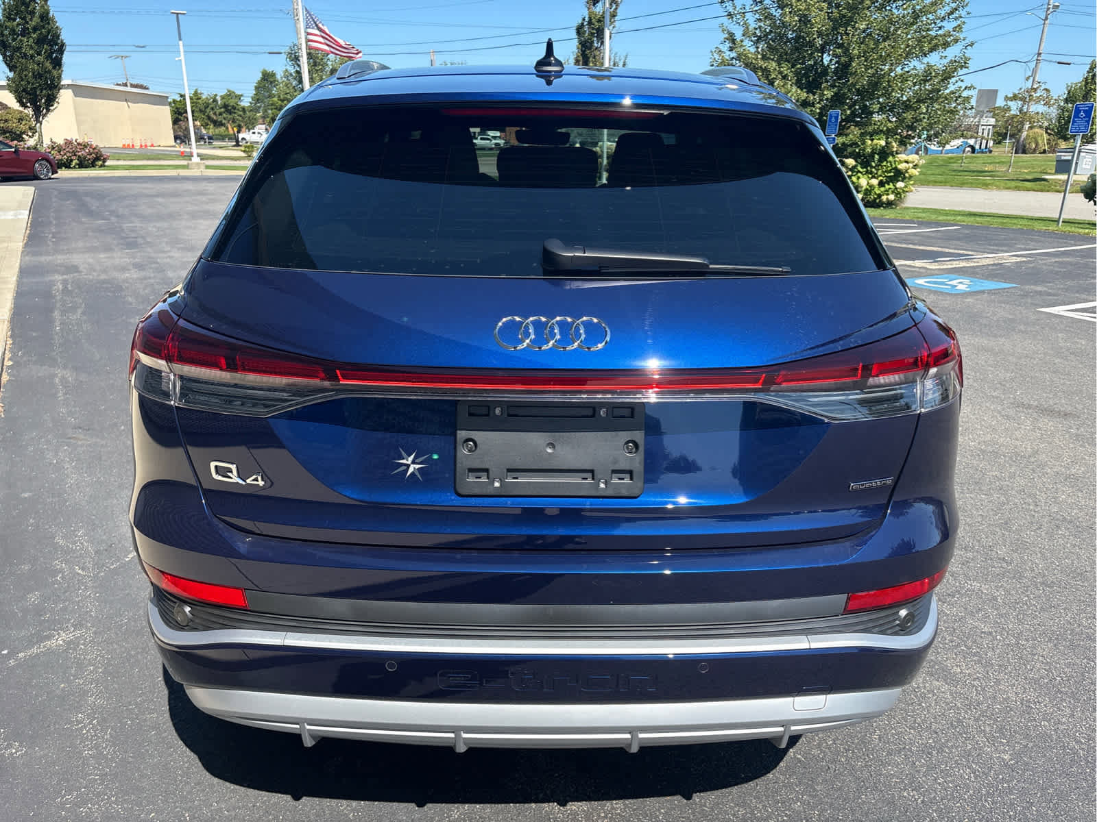 New 2025 Audi Q4 e-tron Premium Plus image 7