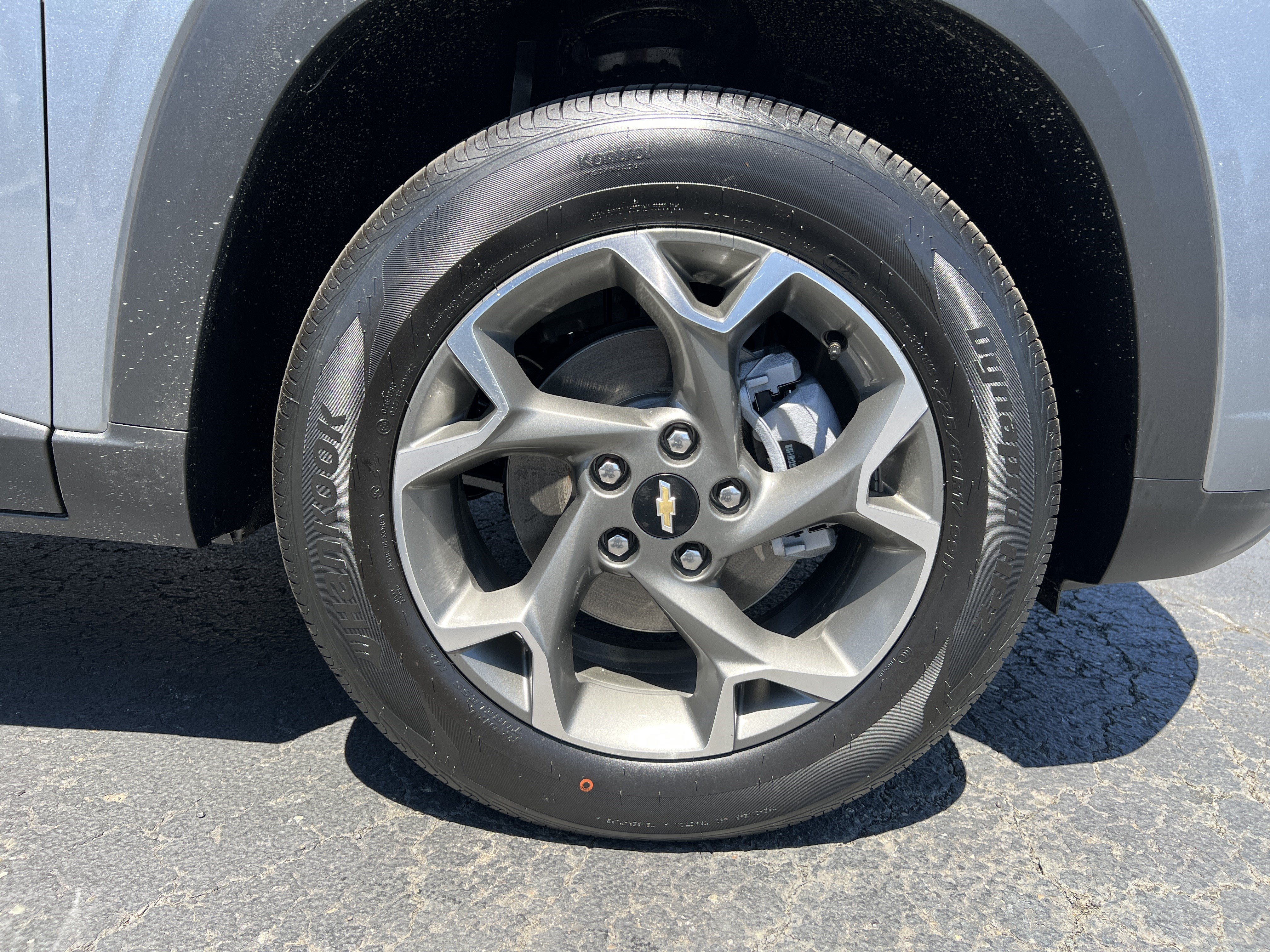 New 2026 Chevrolet Trax LT w/ Driver Confidence Package FWD image 10