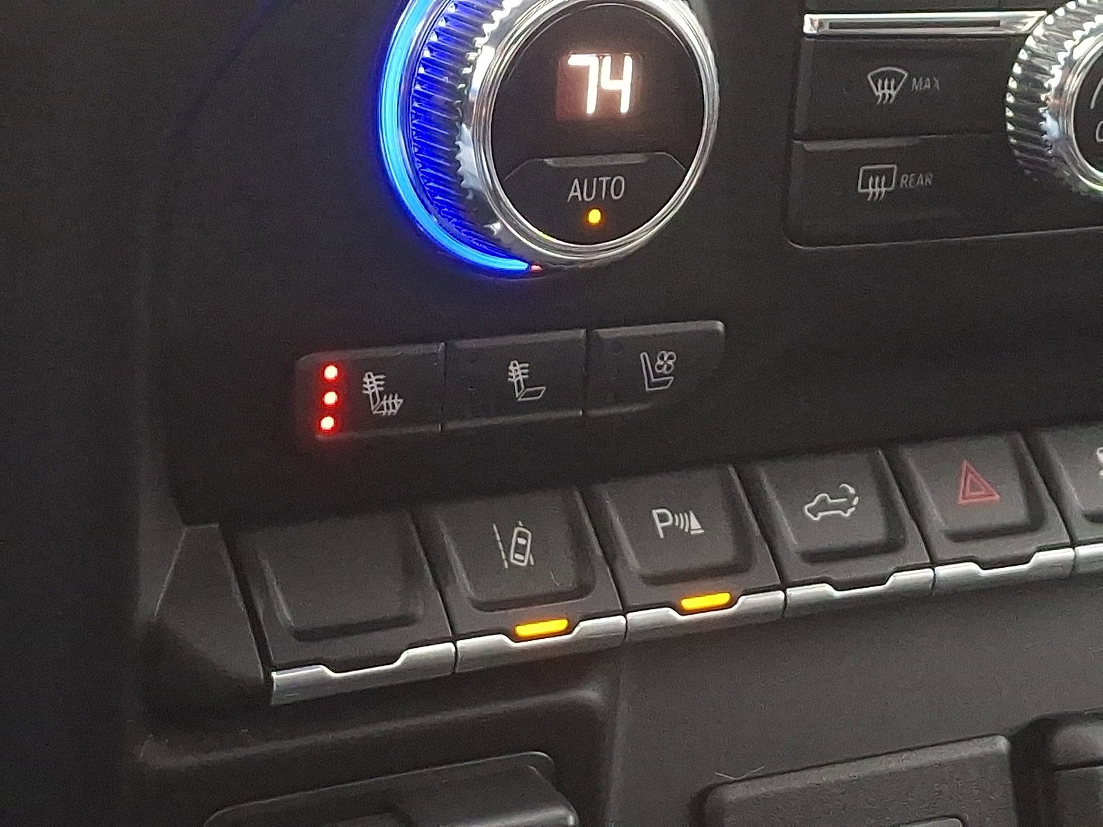 Used 2020 GMC Sierra 2500 AT4 w/ AT4 Premium Package image 26