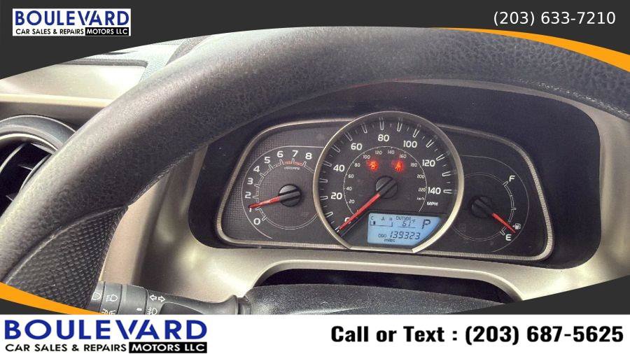 Used 2013 Toyota RAV4 XLE AWD/4WD image 20
