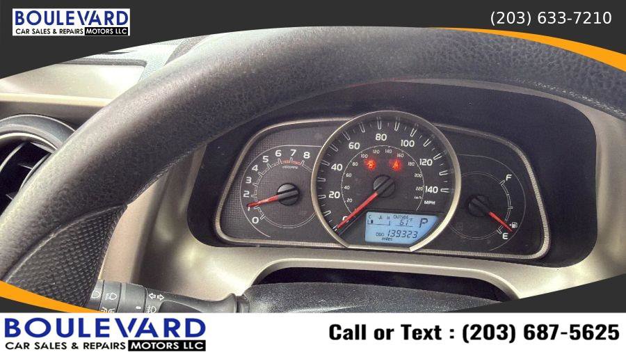 Used 2013 Toyota RAV4 XLE AWD/4WD image 20