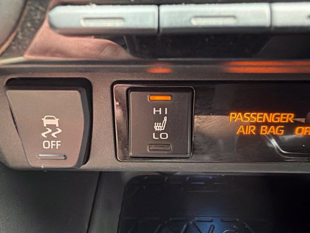 Used 2021 Toyota RAV4 XSE AWD/4WD image 35