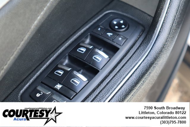 Used 2020 Maserati Levante S image 23