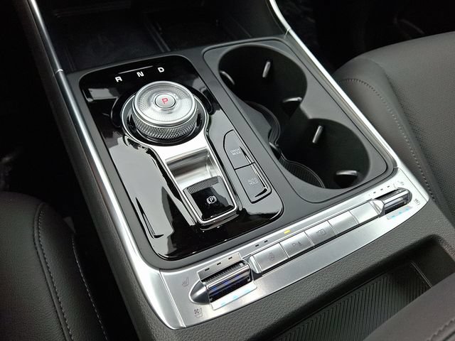 New 2025 Kia Carnival SX Prestige FWD image 10