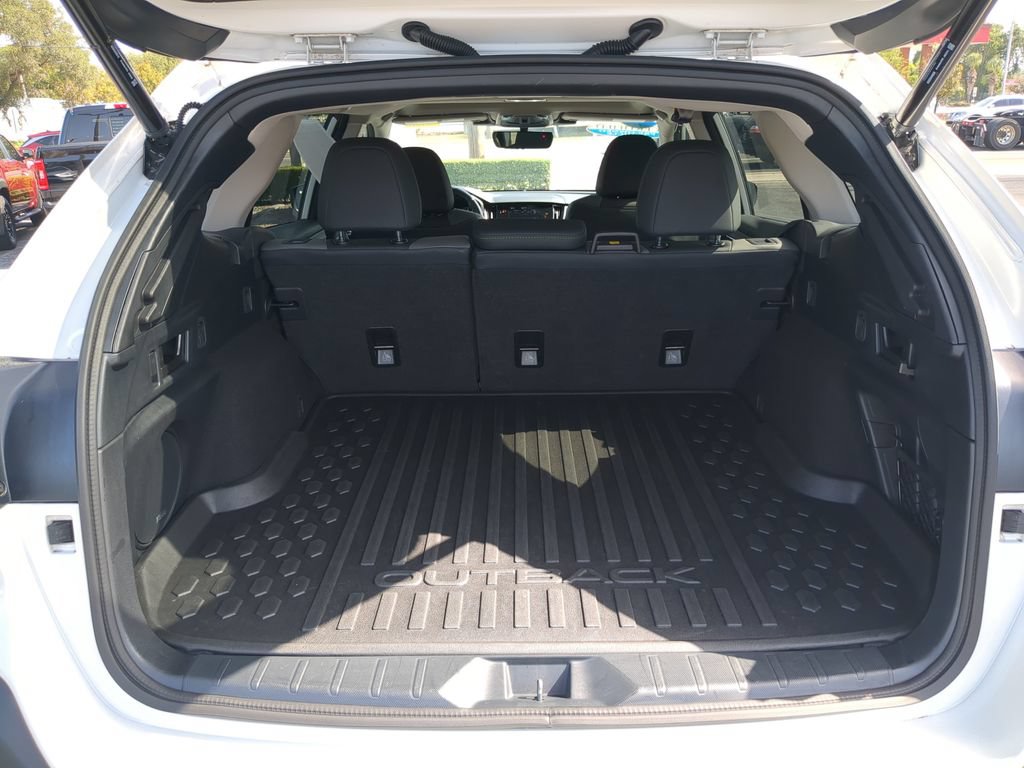 Certified 2024 Subaru Outback Onyx Edition AWD/4WD image 9