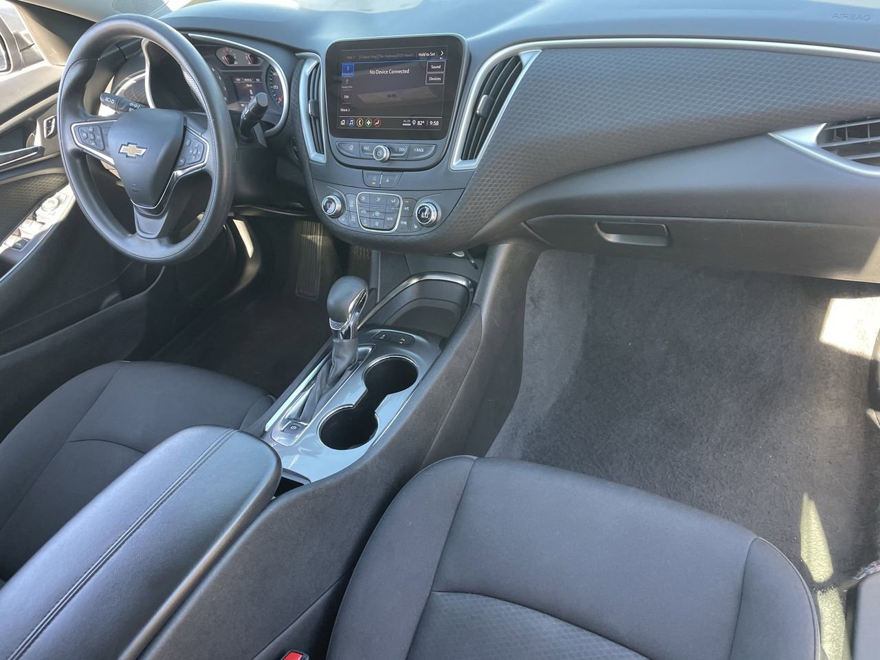 Used 2024 Chevrolet Malibu LT image 12