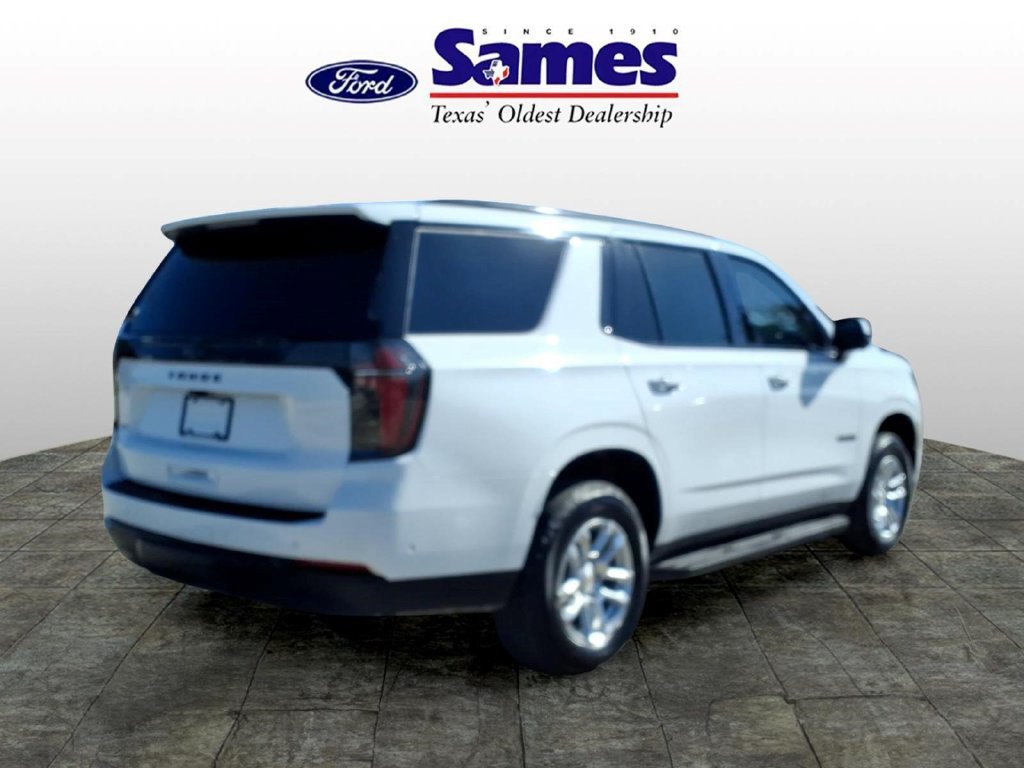 Used 2025 Chevrolet Tahoe LT AWD/4WD image 3