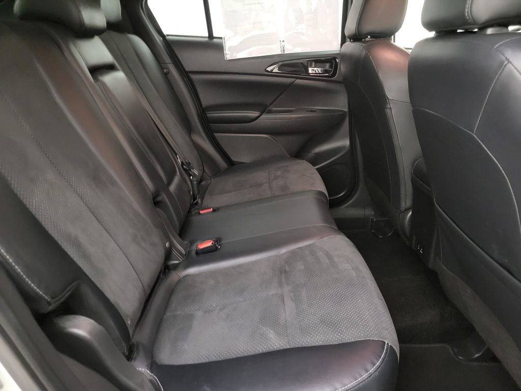 Used 2025 Mitsubishi Eclipse Cross SE image 38