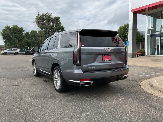 Used 2022 Cadillac Escalade Premium Luxury w/ Touring Package AWD/4WD image 3
