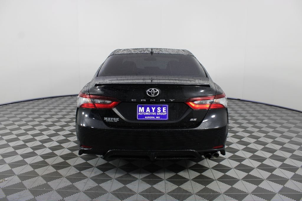 Used 2021 Toyota Camry SE FWD image 22
