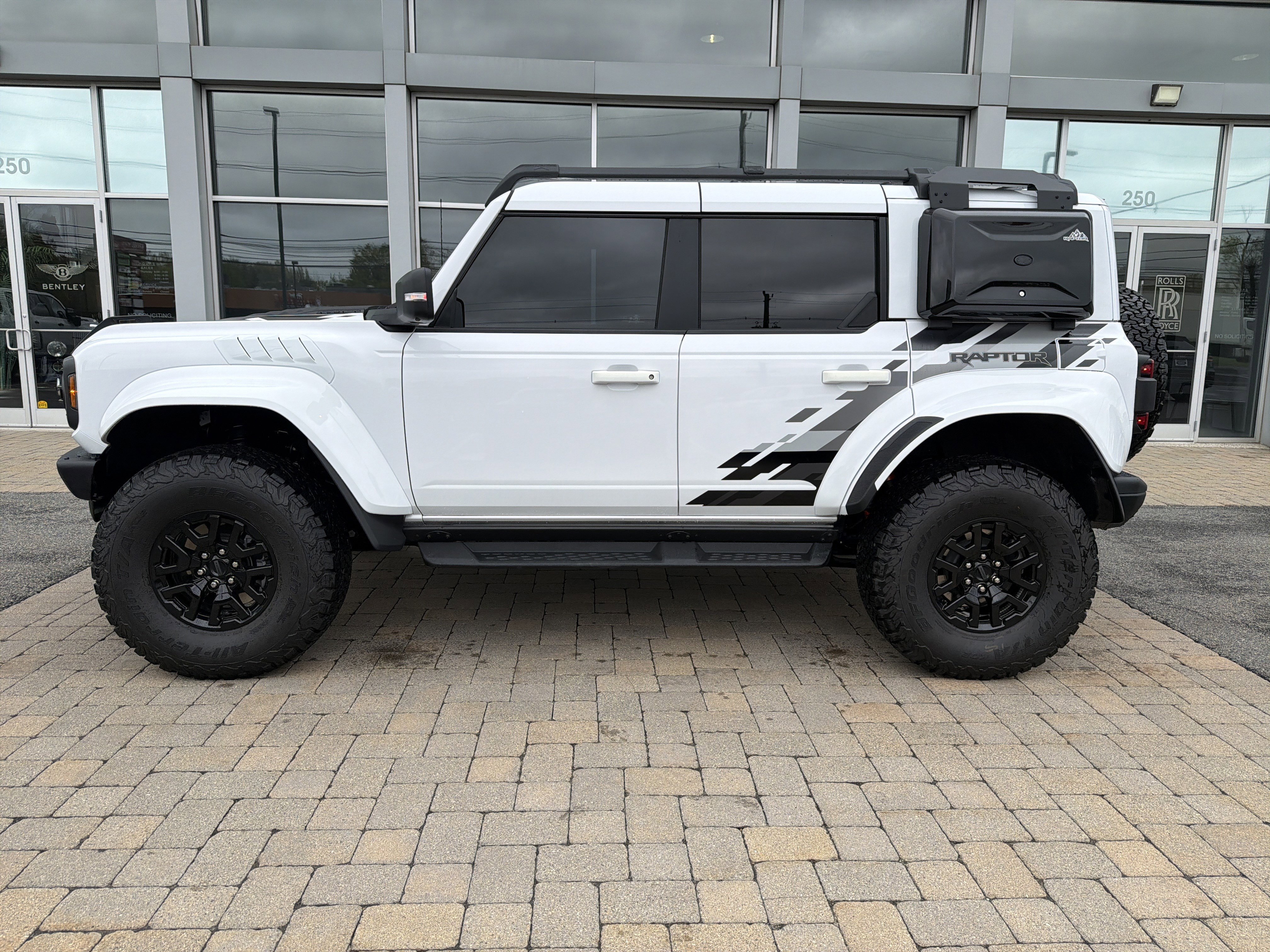 Used 2025 Ford Bronco Raptor image 5
