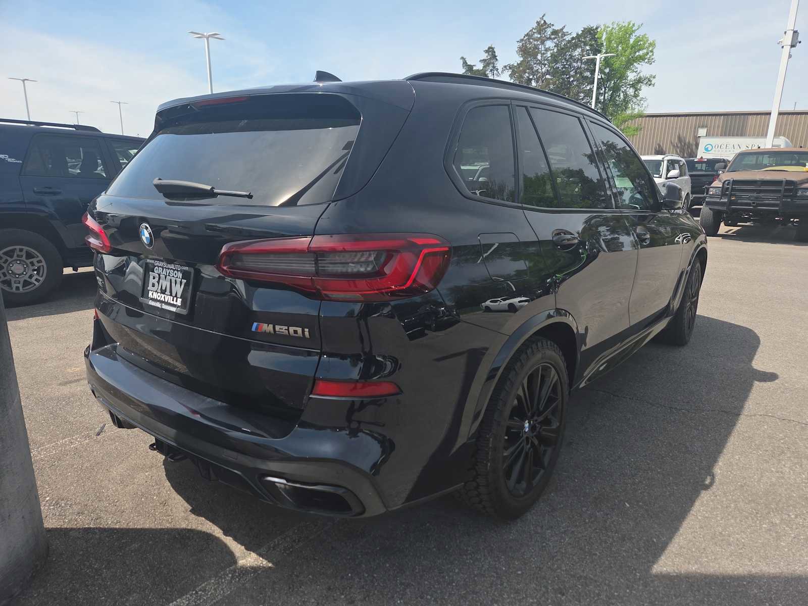 Used 2020 BMW X5 M50i w/ Executive Package image 6