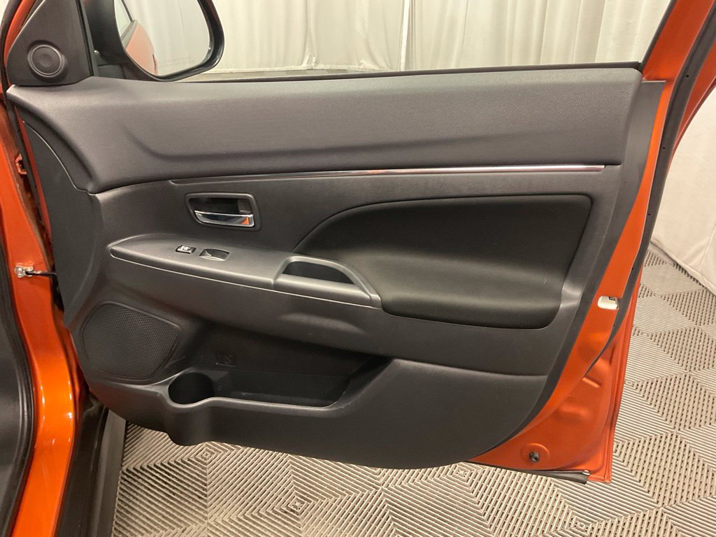 Used 2020 Mitsubishi Outlander Sport ES FWD image 24