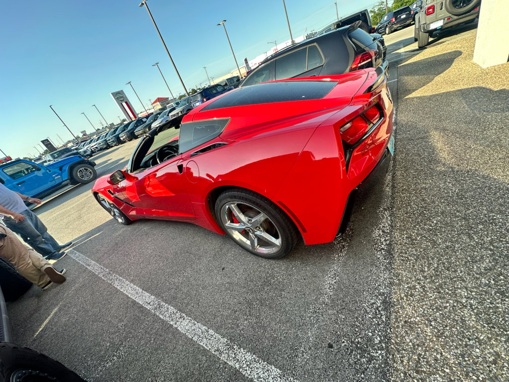 Used 2015 Chevrolet Corvette Stingray Coupe RWD image 8