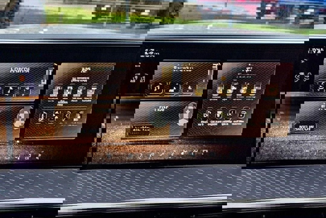 New 2026 INFINITI QX80 Autograph w/ Premium Cargo Package image 15