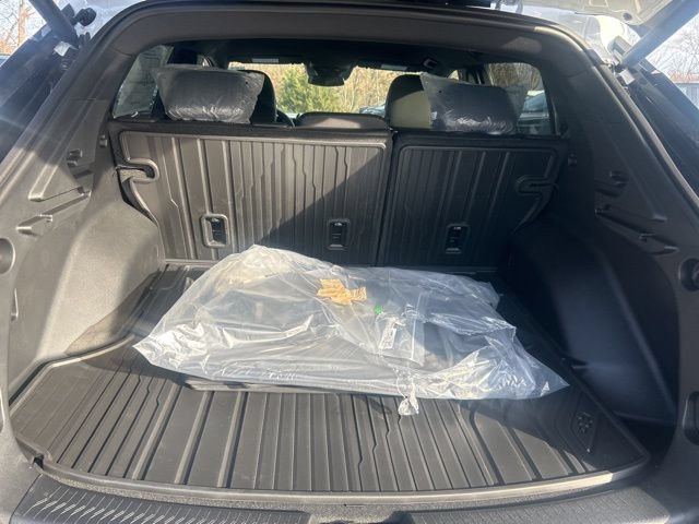 New 2026 Chevrolet Equinox EV LT w/ LPO, All-Weather Mat Package FWD image 15