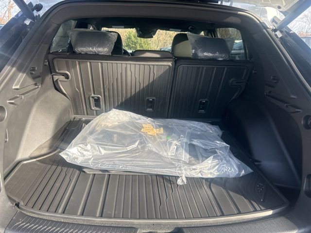 New 2026 Chevrolet Equinox EV LT w/ LPO, All-Weather Mat Package FWD image 15