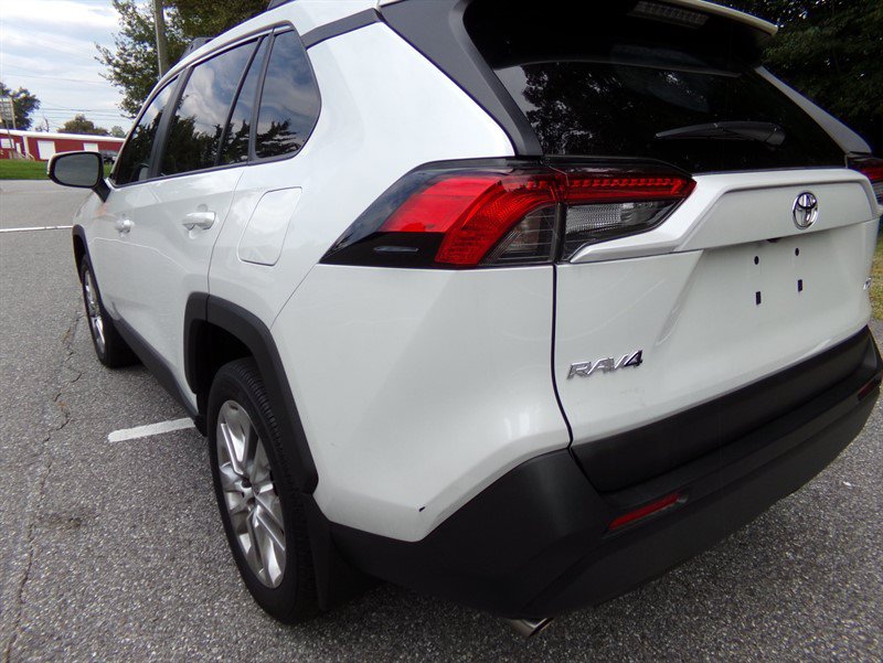 Used 2025 Toyota RAV4 XLE Premium w/ Weather Package FWD image 8
