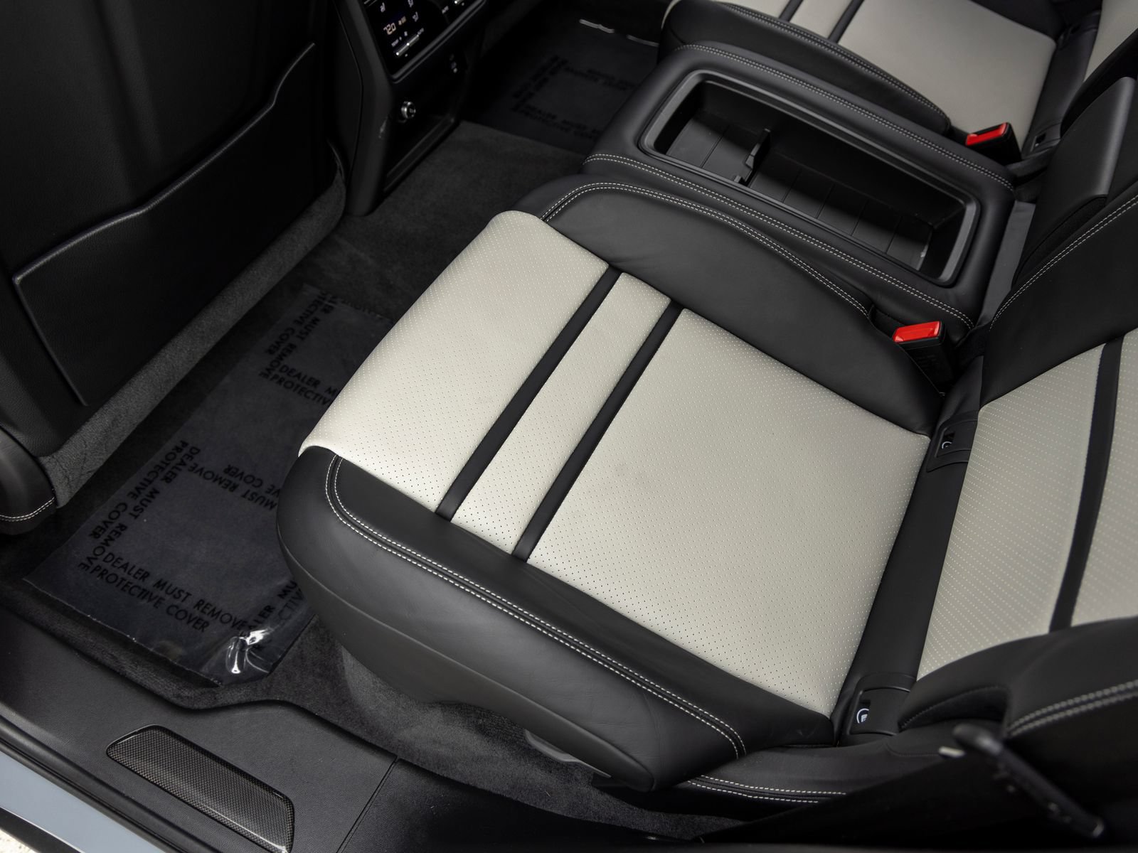Certified 2023 Porsche Cayenne Turbo GT AWD/4WD image 48