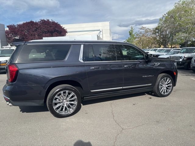 Used 2024 GMC Yukon XL Denali image 9