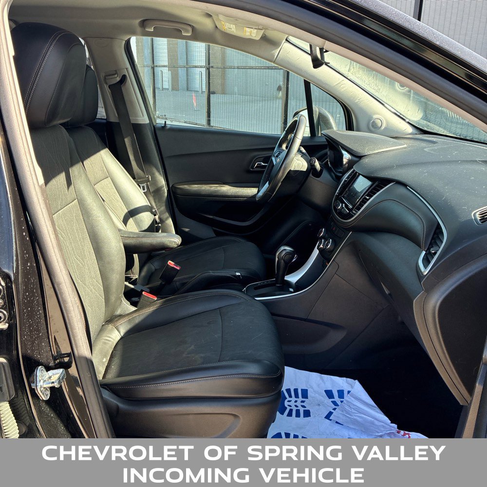 Used 2020 Chevrolet Trax LT w/ LT Convenience Package FWD image 9