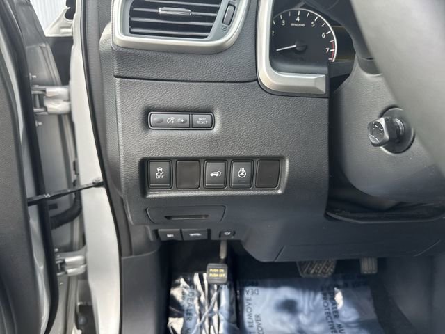 Used 2015 Nissan Murano Platinum w/ Platinum Technology Package FWD image 25