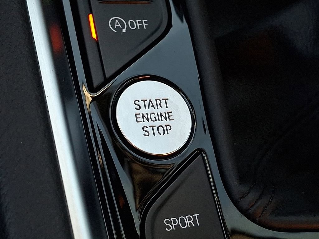 Used 2025 BMW Z4 M40i w/ Edition image 20