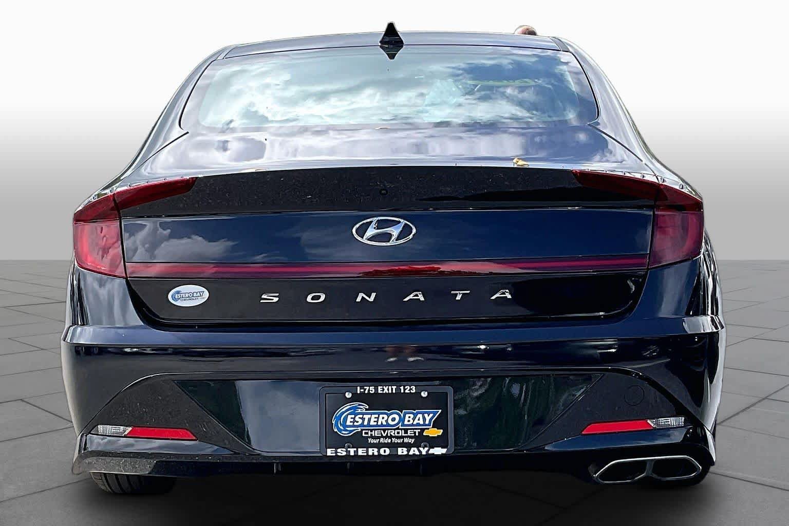 Used 2023 Hyundai Sonata SEL FWD image 5
