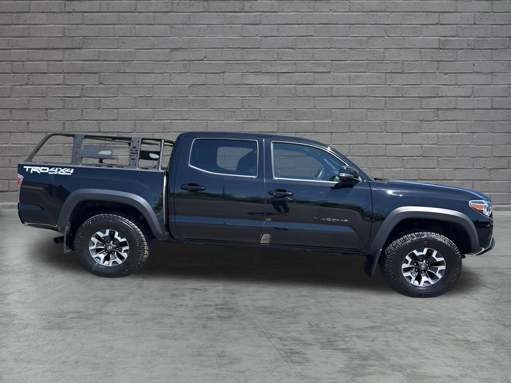 Used 2023 Toyota Tacoma TRD Off-Road AWD/4WD image 9