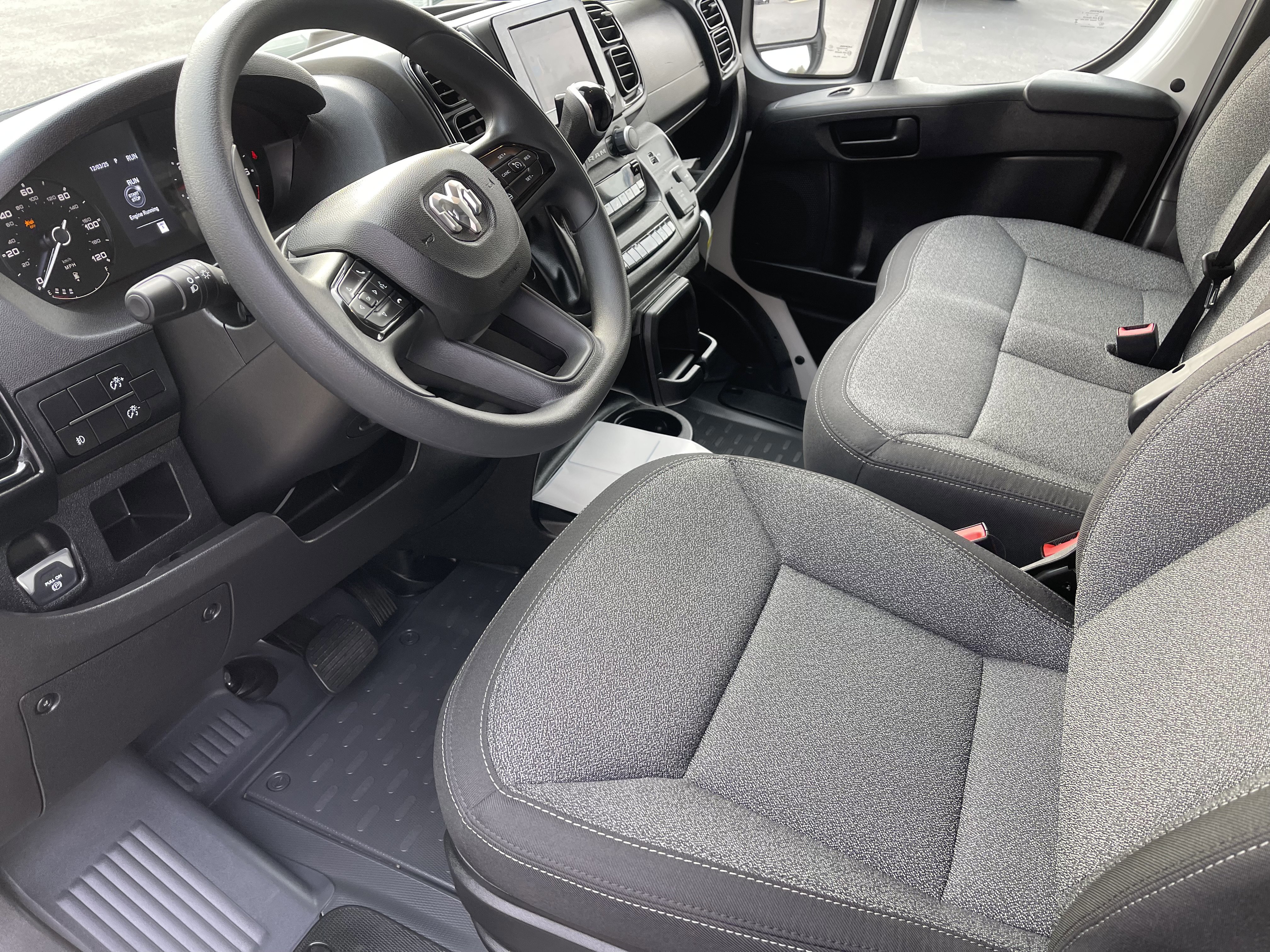 New 2025 RAM ProMaster 2500 w/ Convenience Group image 10