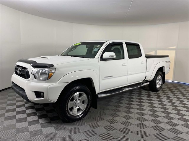 Used 2015 Toyota Tacoma 4x4 Double Cab w/ TRD Sport Package image 4