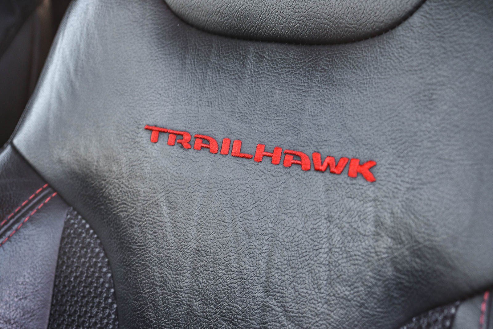 Used 2019 Jeep Compass Trailhawk AWD/4WD image 29
