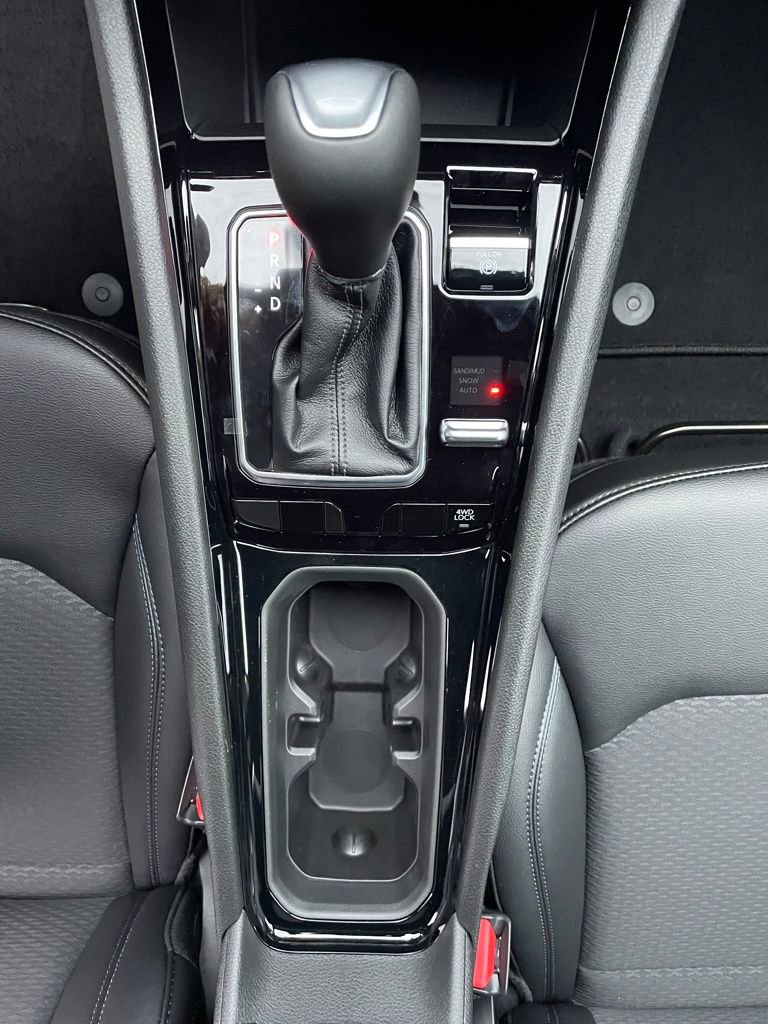 New 2026 Jeep Compass Latitude AWD/4WD image 17