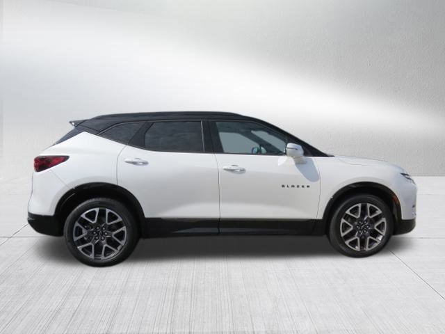 Certified 2023 Chevrolet Blazer RS w/ Driver Confidence II Package image 9