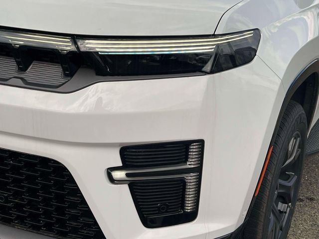 New 2026 Jeep Grand Wagoneer Limited AWD/4WD image 7