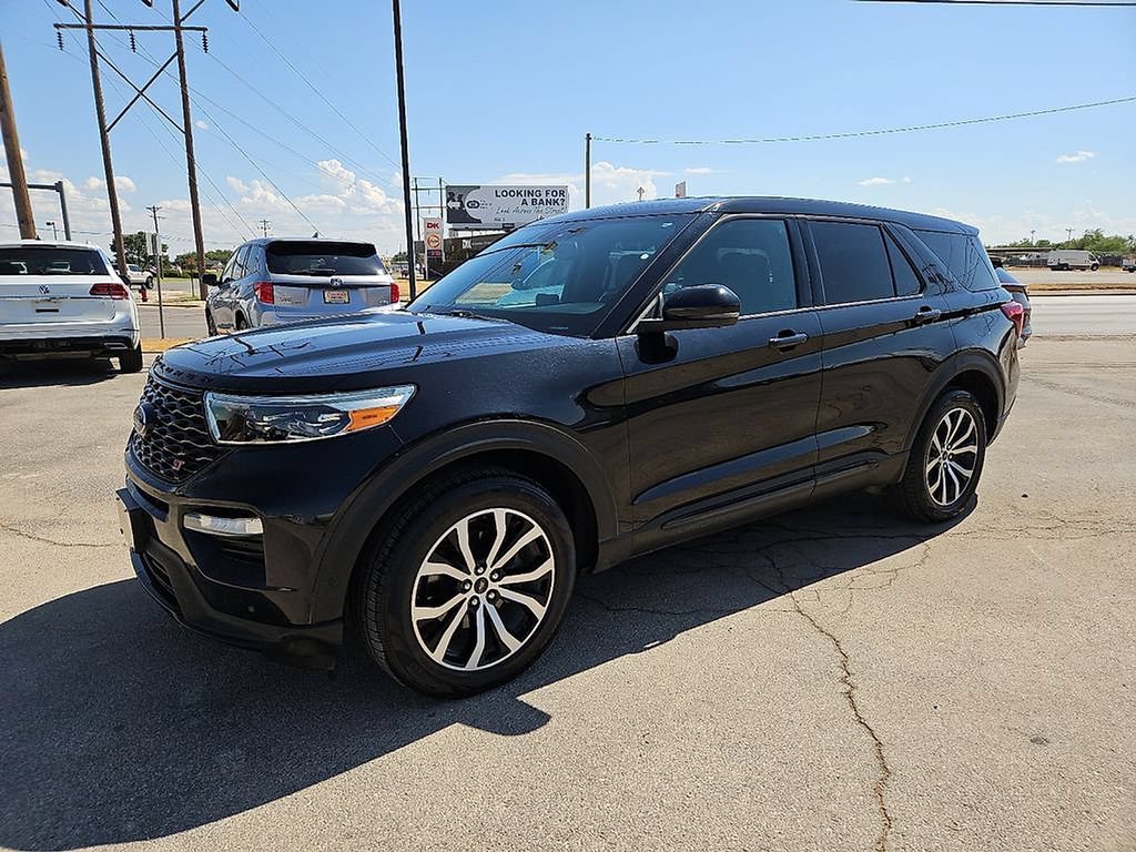 Used 2021 Ford Explorer ST w/ Equipment Group 401A AWD/4WD image 2