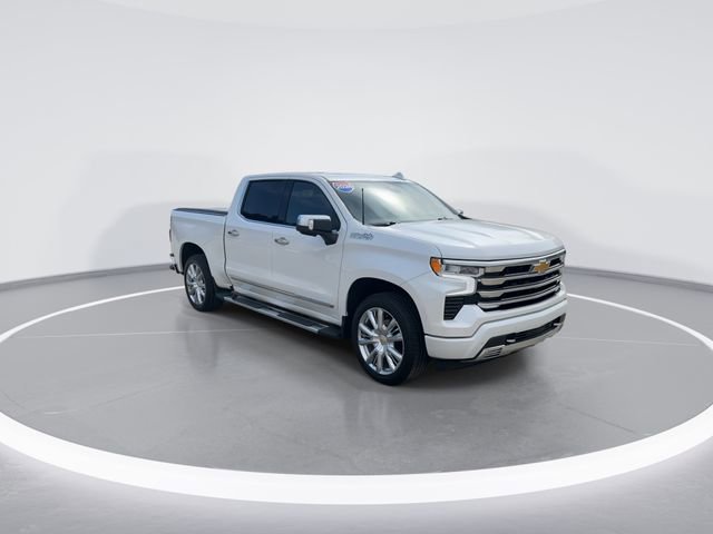 Used 2024 Chevrolet Silverado 1500 High Country w/ High Country Premium Package AWD/4WD video 1