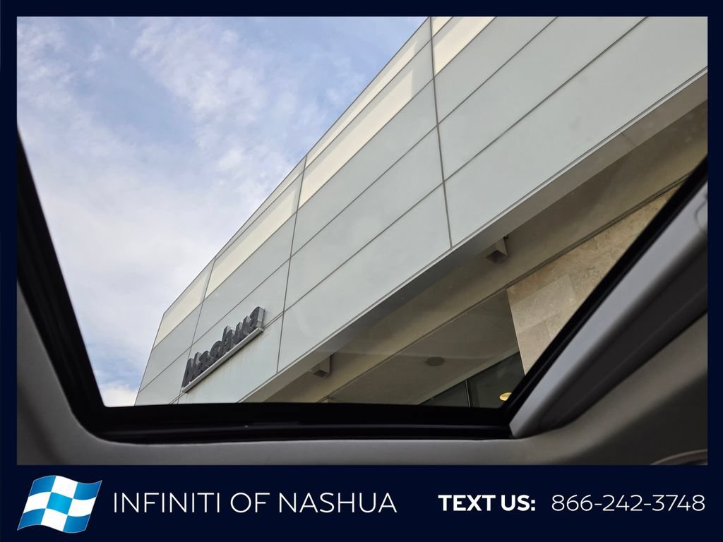 Used 2019 Chevrolet Traverse Premier w/ Redline Edition AWD/4WD image 28