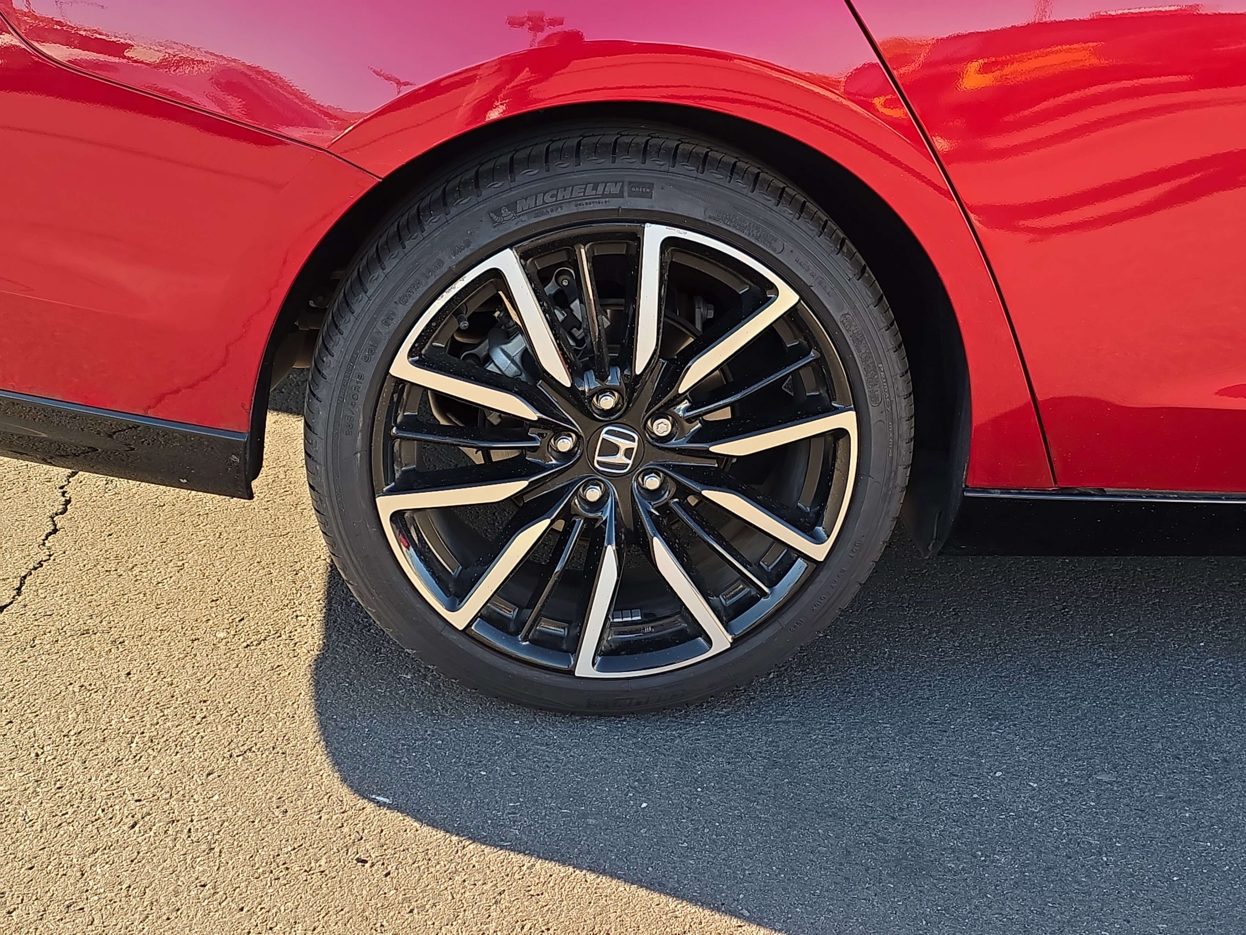 Used 2023 Honda Accord Touring image 9