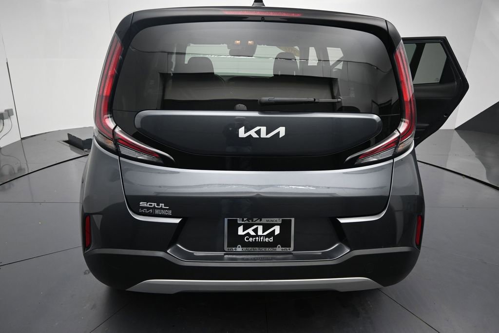 Certified 2024 Kia Soul LX w/ Option Group 015 FWD image 9