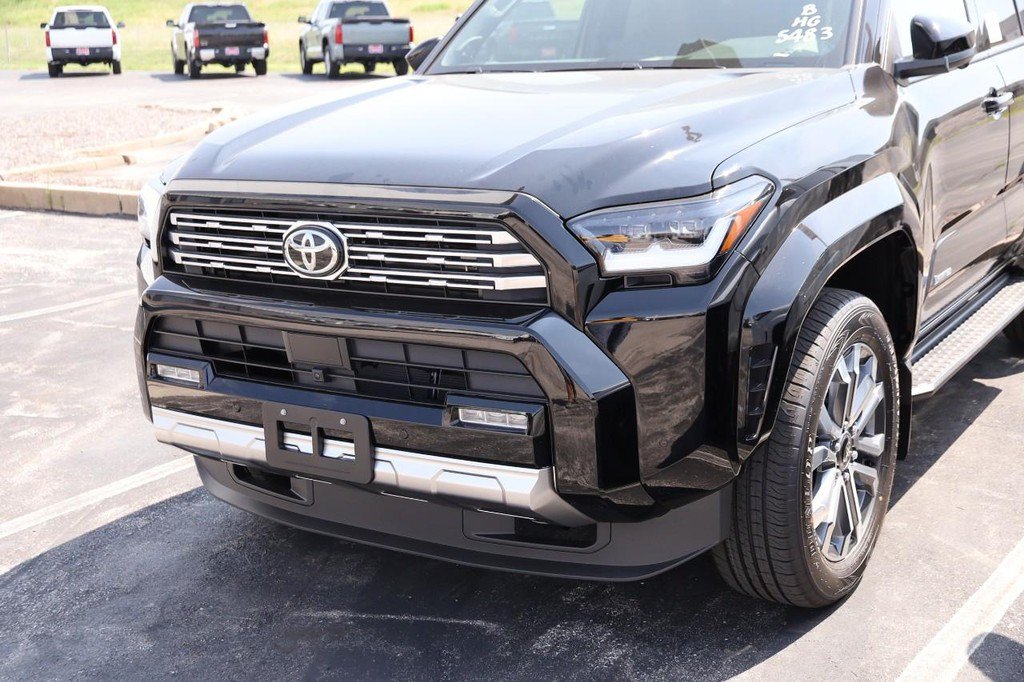 New 2026 Toyota 4Runner Limited AWD/4WD image 5